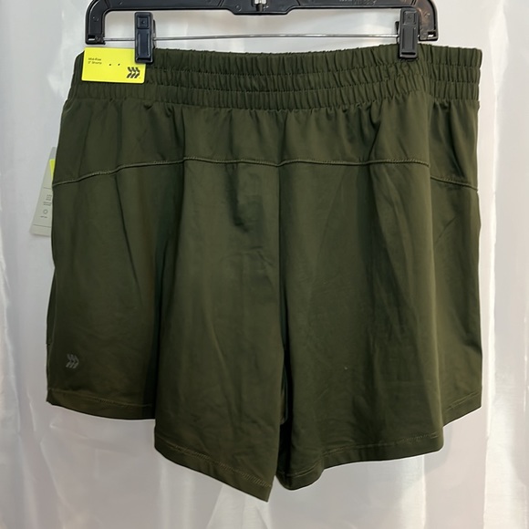 Women’s mid rise 5” shorts. 1914 - Picture 2 of 6